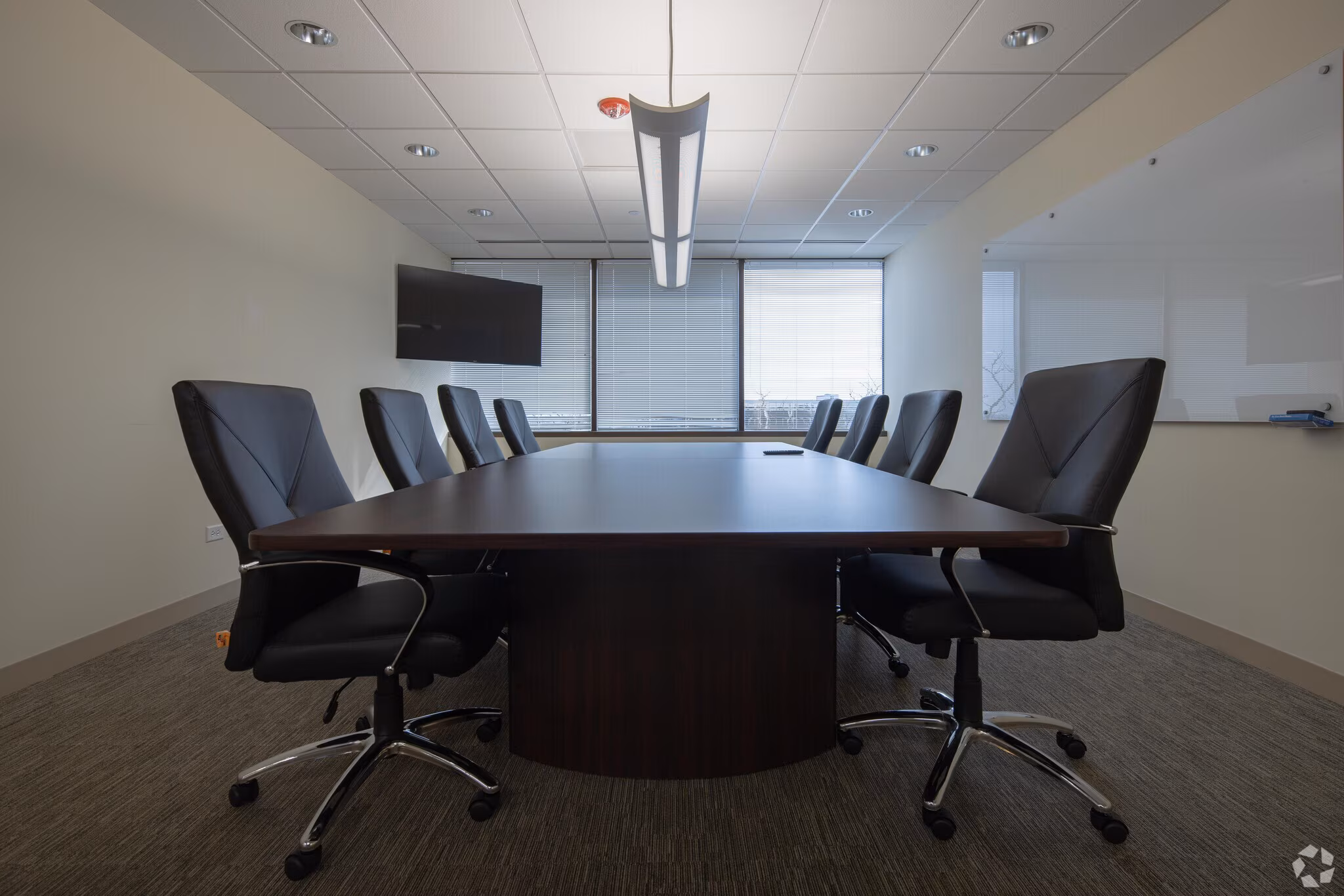 1111-E-Touhy-Ave-Des-Plaines-IL-Interior-Photo-18-LargeHighDefinition (1)